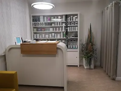 Centro de Estética Jade — Peluquería en Torrevieja