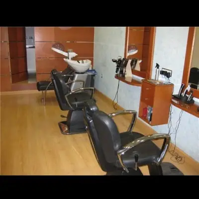 Barberia Peluqueria Andrés — Peluquería en Fuente-Álamo