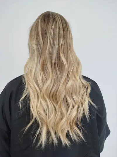 Salón MOGA peluquería y belleza unisex — Peluquería en Orihuela