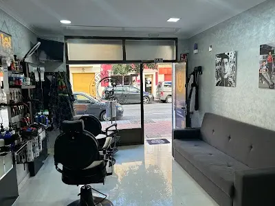Ayoub Barbershop (Barbería / Peluquería de hombre) — Peluquería en Onil
