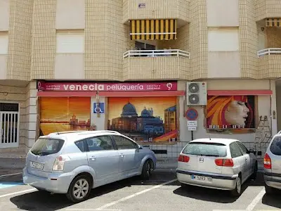 Peluquería Venecia — Peluquería en San Pedro del Pinatar