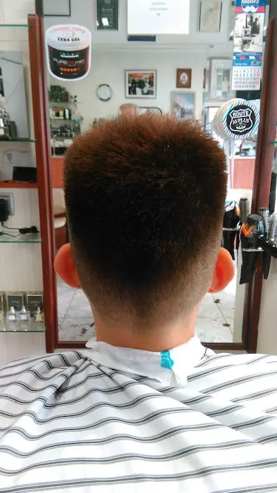 Peluquería Ibañez — Barbería en Alhama de Murcia