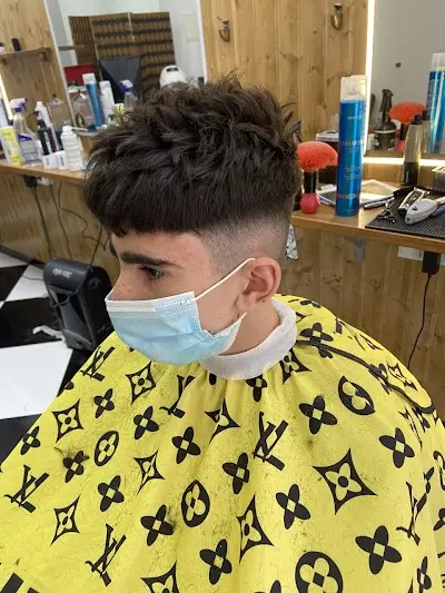 José Manostijeras BarberShop Casillas — Barbería en Casillas