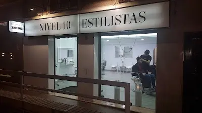 Peluquería nivel 10 — Peluquería en Elx