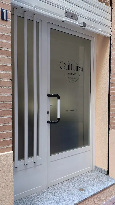 Cultura.Brows — Peluquería en Murcia
