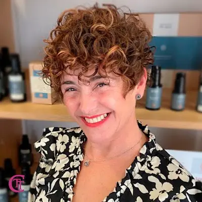 Salón Peluquería Charlotte “Secretos del Agua" — Peluquería en Murcia