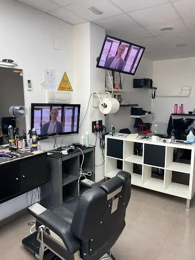 Peluquería masculina Rosman — Barbería en Murcia