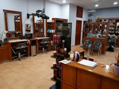Carlos & Cristina — Peluquería en San Javier