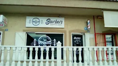 Uppercuts Ladies and Gents Barbers — Peluquería en Ciudad Quesada