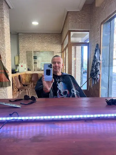 Peluqueria Yessi — Peluquería en Aspe