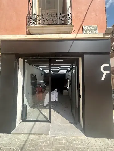 BR15 — Peluquería en Yecla