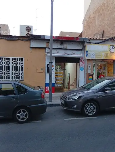 La Luna — Peluquería en Guardamar del Segura