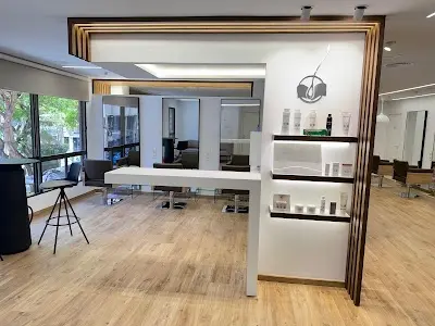 Jaldún Centros Capilares ELche — Peluquería en Elx