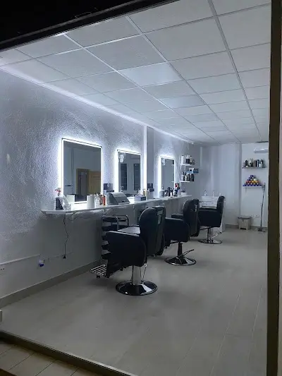 Merey barber — Barbería en Blanca