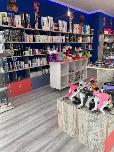 CAMBIO RADICAL — Peluquería en Olula del Río