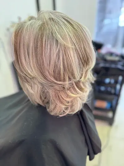 Marina Aznar & Jimena Nails beauty salon — Peluquería en Puerto de Mazarrón