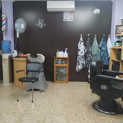 Peluquería Manolo — Peluquería en Elx