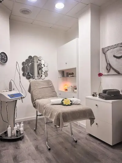 Estética Aloe — Peluquería en Cieza