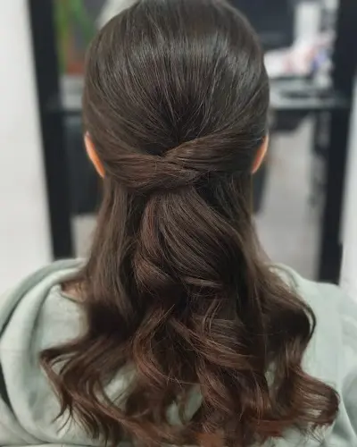 Peluquería y estética Bellis — Peluquería en Elx