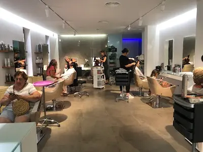 Bienve Peluqueros — Peluquería en Dehesa de Campoamor