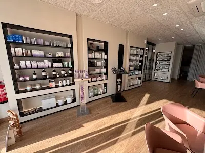 Cosméticos24h — Peluquería en Elx