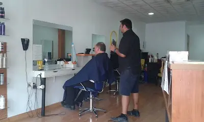 Warbys — Peluquería en Benijófar