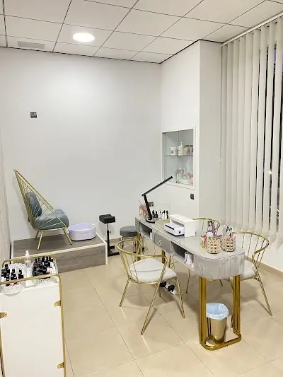 Salón de belleza María Cánovas — Peluquería en Las Torres de Cotillas