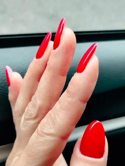 Nails by Paula I Centro de uñas Elche — Peluquería en Elx