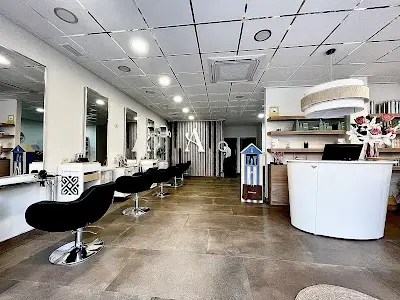 Asís — Peluquería en Molina de Segura