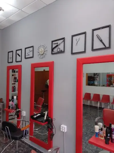Peluquería Per Tutti — Peluquería en Aspe