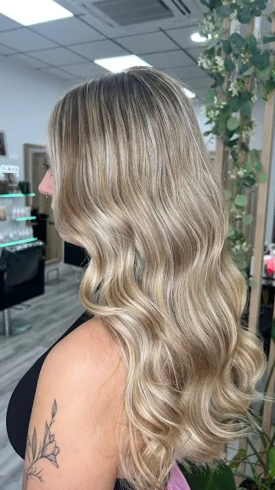 Salón de Belleza Beima — Peluquería en Almoradí