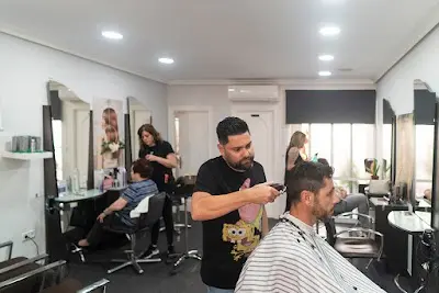 Santiago Peluqueros — Peluquería en Alguazas