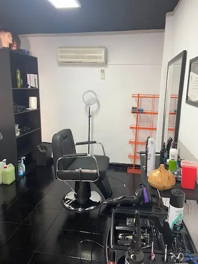 Barbería Fueguito — Barbería en Huércal-Overa