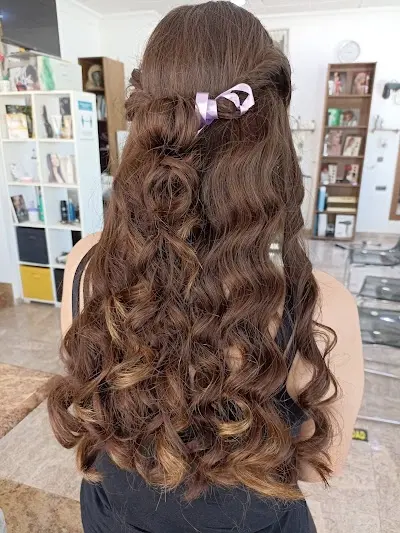 Peluquería Tere Lucas — Peluquería en Dolores