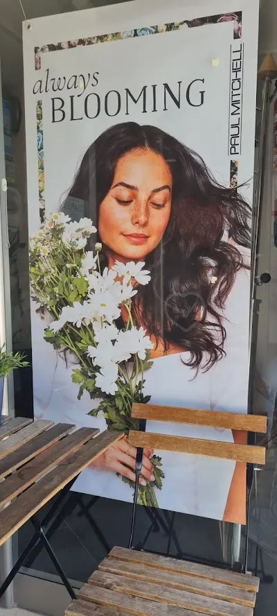 Aacoletto Hair Nails And Beauty — Peluquería en San Miguel de Salinas