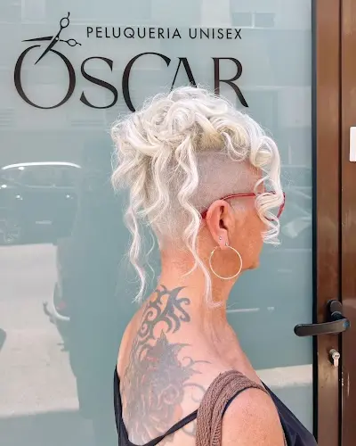 Peluquería Óscar — Peluquería en Petrer