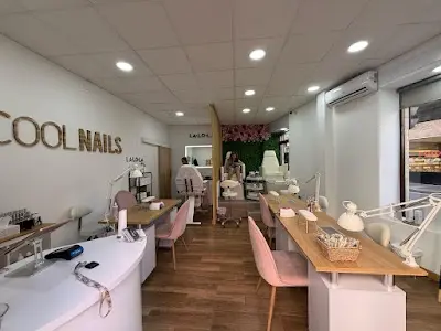 Cool Nails Elche Centro — Peluquería en Elche