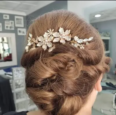 Peluquería Angeli — Peluquería en Huércal-Overa