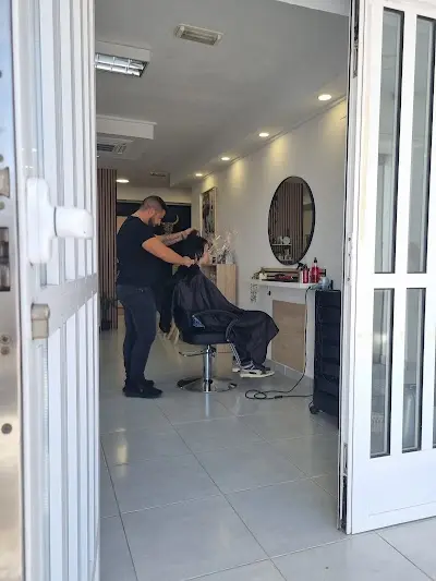 Linzo coiffure — Peluquería en Orihuela