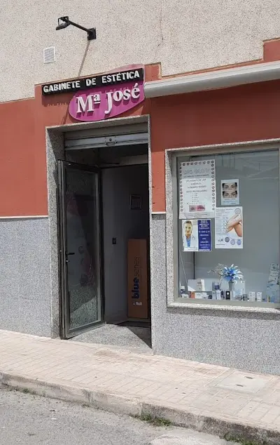 GABINETE DE ESTETICA MARIA JOSE — Peluquería en Yecla
