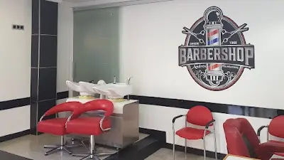 Andrés Peluqueros — Barbería en San Benito - Progreso