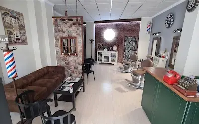 Jesus Lopez Barbershop — Barbería en Calasparra