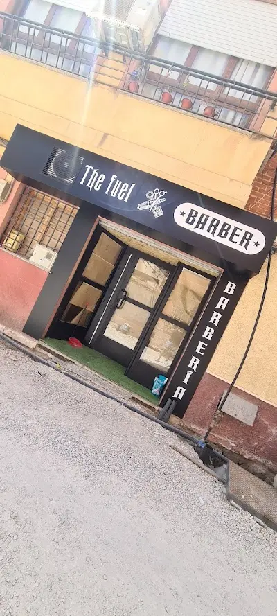 The fuel barber — Barbería en Lorca