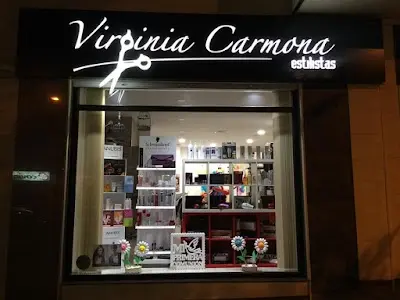 PELUQUERÍA Y CENTRO DE BELLEZA UNISEX VIRGINIA CARMONA ESTILISTAS — Barbería en Calasparra