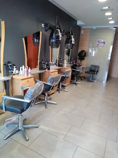 Javi Peluquería y Barbería — Barbería en Sucina