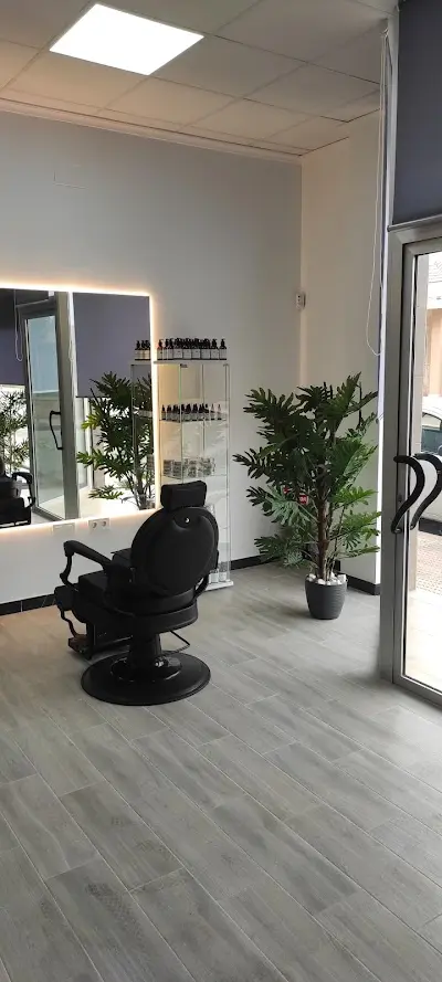 Barbería OTTO — Peluquería en Catral