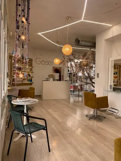 Cánovas Cultura del Cabello — Peluquería en Murcia