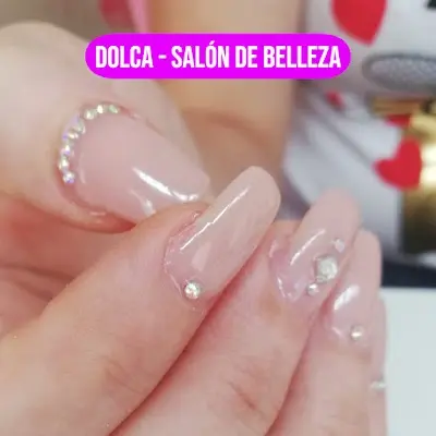 Dolca - Salón de Belleza — Peluquería en Hellín