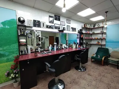 Tokyo Barber — Peluquería en Roldán