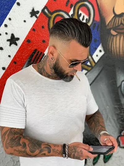 RH Barbershop Gentlemen’s Club — Peluquería en Hellín